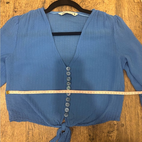ZARA Blue Textured Button-Front Tie Blouse (XS) - Picture 8 of 11